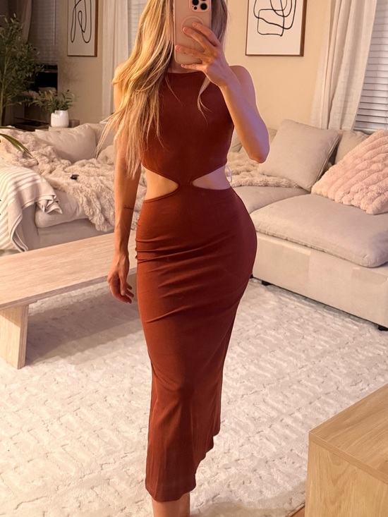 Hello Molly Dresses & Skirts - Hello Molly Rust Cutout Midi Dress